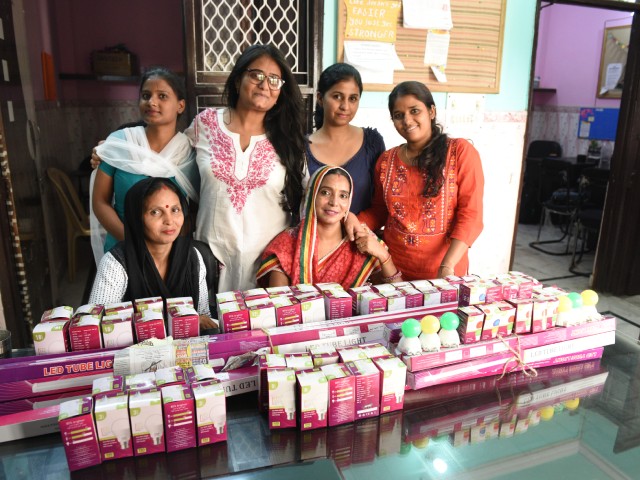 Women Entrepreneurs showcasing the products they made.